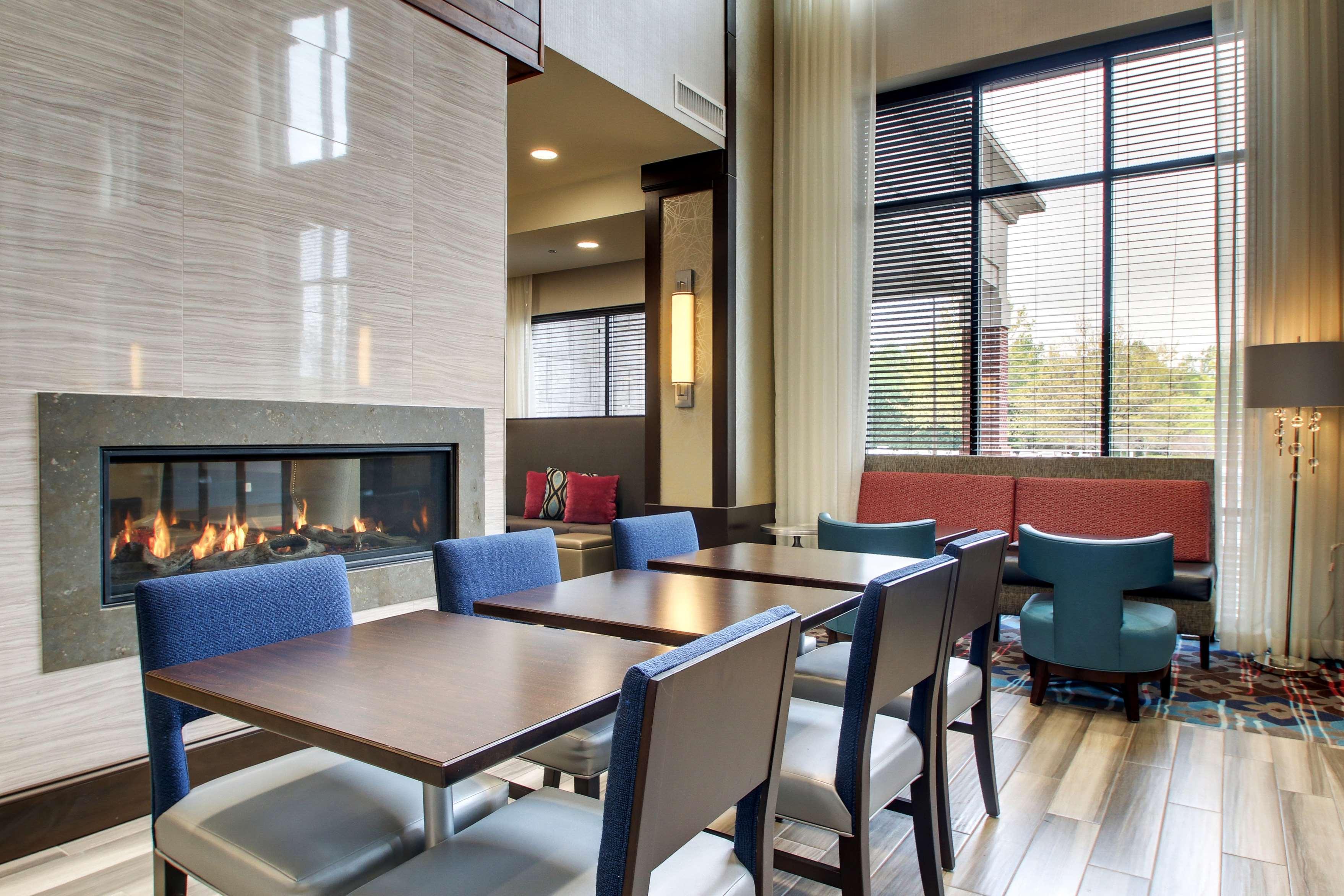 Hampton Inn & Suites Greenville Airport Εξωτερικό φωτογραφία